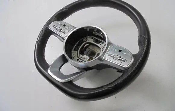 Mercedes-Benz B W247 Steering wheel