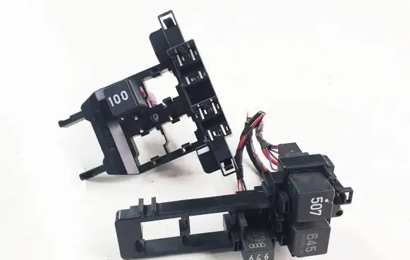 Volkswagen PASSAT B7 Fuse box set