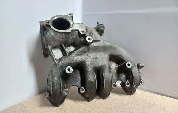 Audi A4 S4 B7 8E 8H Intake manifold 038129713BM