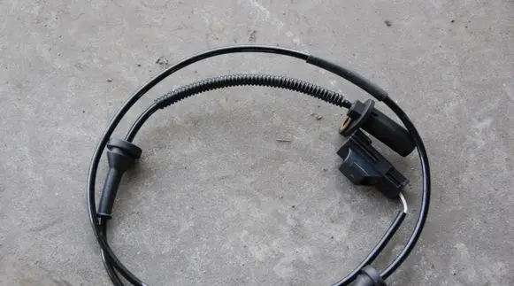 Volvo XC90 ABS brake wheel speed sensor HCAVV011