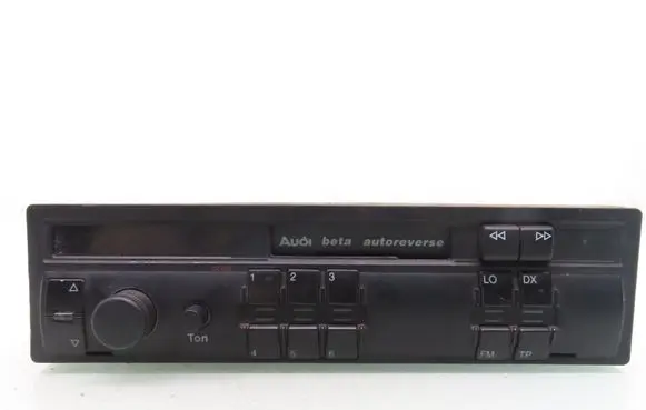Audi A4 S4 B5 8D Radio/CD/DVD/GPS head unit 4D0035152