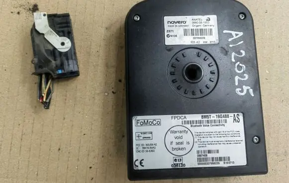 Ford Mondeo Mk III Bluetooth control unit module 19G488