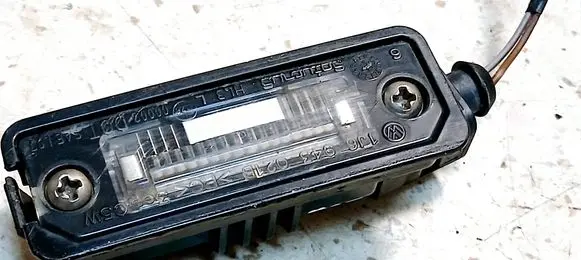 Volkswagen Golf V Number plate light 1J6943021B