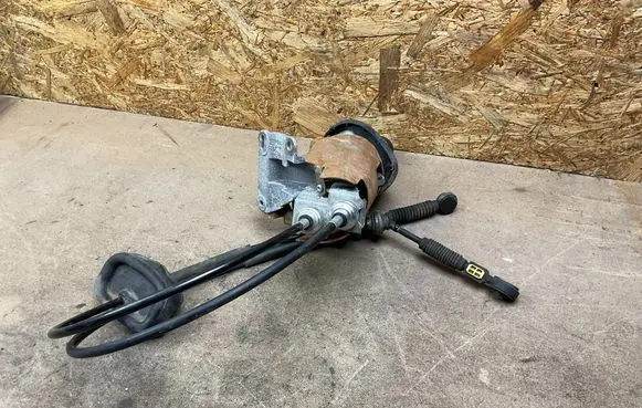 Renault Trafic II (X83) Gear shifter/selector 4913921