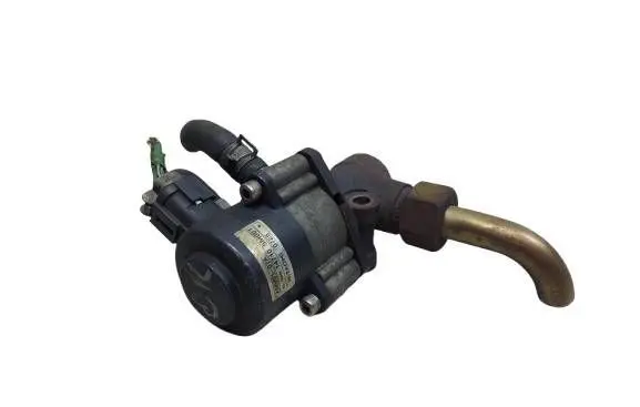 Nissan Primera EGR valve 147105M001