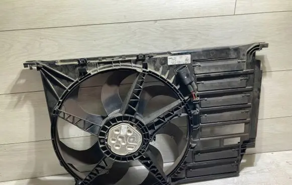 Mini One - Cooper F56 F55 Electric radiator cooling fan 8596237