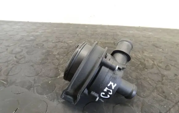 Volkswagen Golf VII Electric auxiliary coolant/water pump 5G0965567A 0392023211