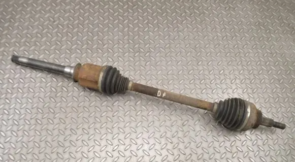 Jeep Grand Cherokee (WK) Front driveshaft P52124712AB