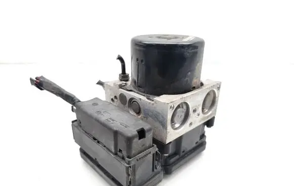 Skoda Octavia Mk2 (1Z) ABS Pump 1K0614517CP 10061936541 10096103433