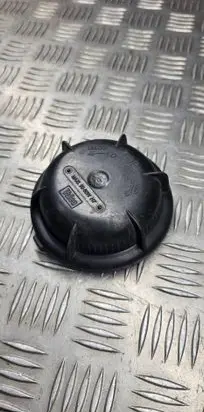 Volvo S60 Headlight/headlamp dust cover 89000387