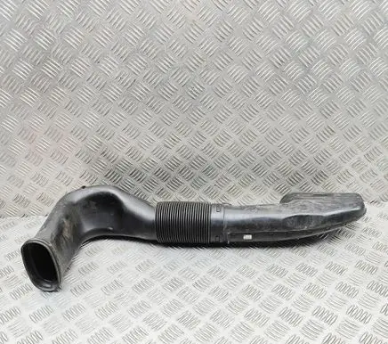 Mercedes-Benz CLS C218 X218 Air intake duct part A6510903437