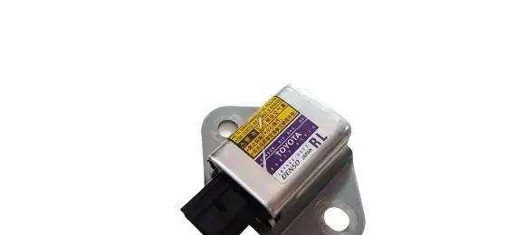 Toyota Land Cruiser (J120) Airbag deployment crash/impact sensor 8983360010