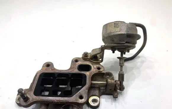 Mazda CX-9 Exhaust manifold PY8V13450D