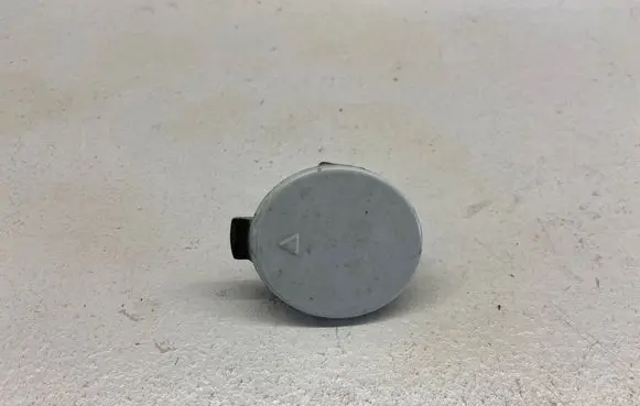 Mitsubishi Colt Front tow hook cap/cover Mn105202zz