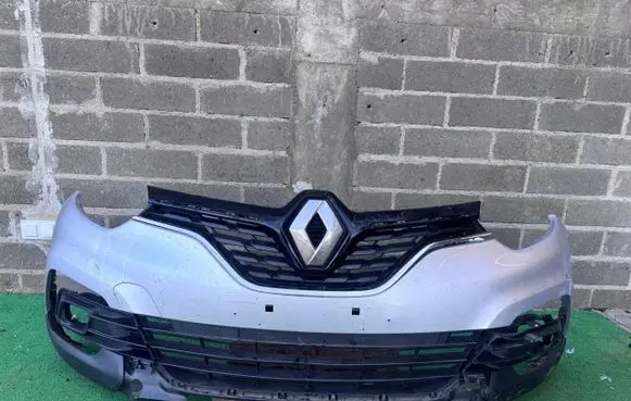 Renault Captur Front bumper 