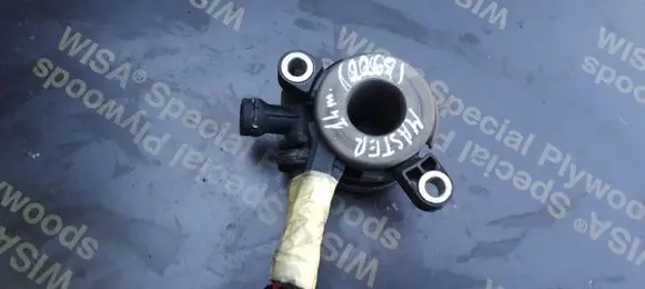 Renault Master III Clutch slave cylinder 
