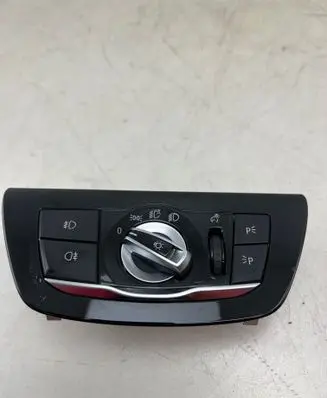 BMW 5 G30 G31 Light switch 6841883