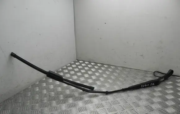 Tesla Model Y Rear wiper blade arm 149024900C