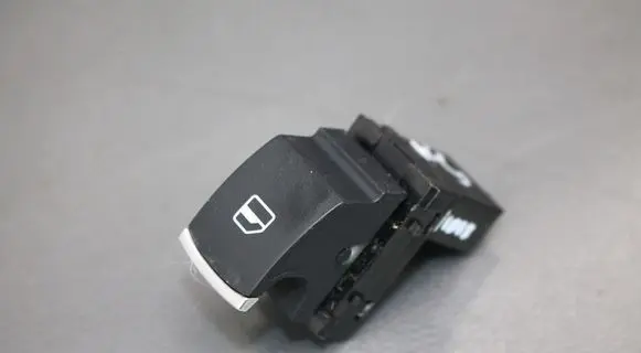 Volkswagen Jetta VI Electric window control switch