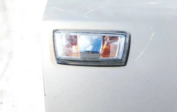 Opel Astra H Front fender indicator light 
