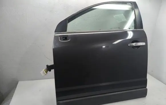 Opel Antara Front door