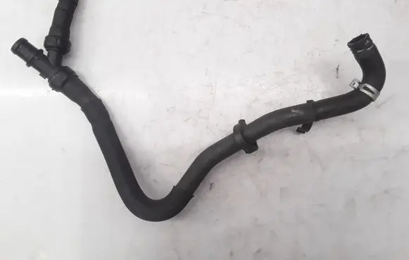 Renault Megane III Engine coolant pipe/hose