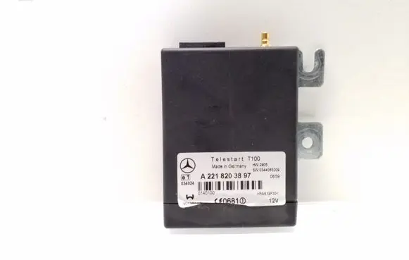 Mercedes-Benz CLS C219 Auxiliary heating control unit/module A2218203897