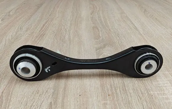 BMW X4 G02 Rear control arm 6871006 6871007