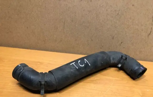 Toyota Corolla E120 E130 Engine coolant pipe/hose