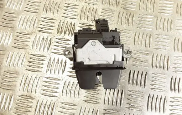 Ford Kuga I Tailgate/trunk/boot lock/catch/latch 8VK1S442A66AG