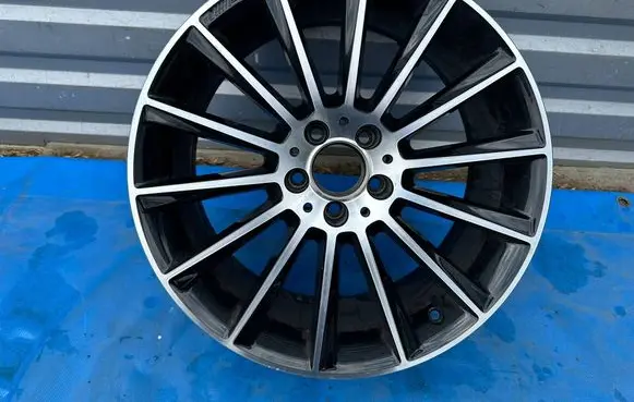 Mercedes-Benz C W205 R19 alloy rim A2054011400