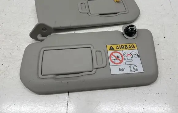 Nissan Qashqai J12 Sun visor