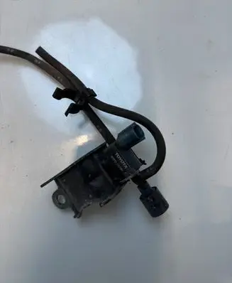 Lexus LS 400 Turbo solenoid valve 9091012080