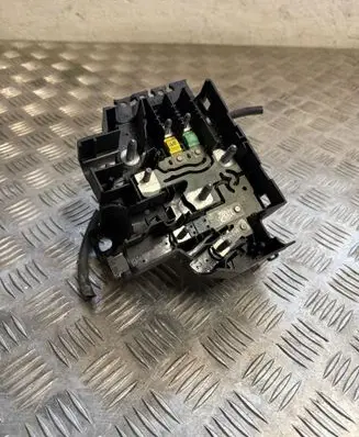 Mercedes-Benz B W247 Fuse box set 1675404528 990012585903