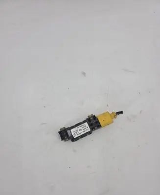 Audi A6 S6 C5 4B Airbag deployment crash/impact sensor 8E0959643A 310103