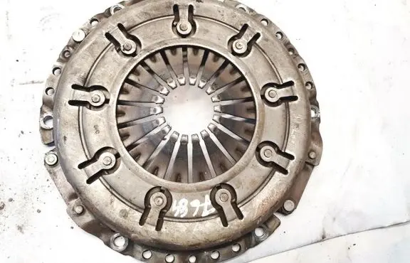 Volkswagen PASSAT B5.5 Pressure plate 