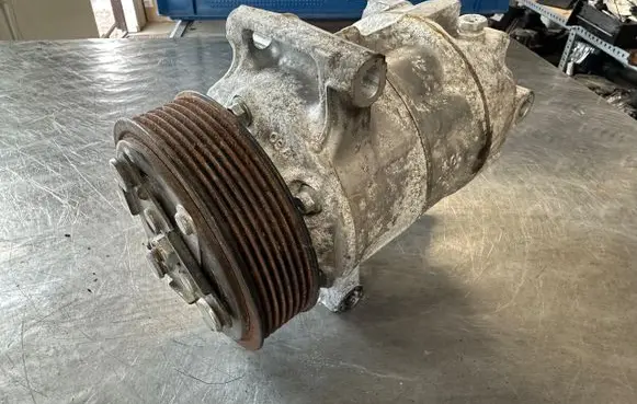 Renault Scenic IV - Grand scenic IV Air conditioning (A/C) compressor (pump) 926001268R PXC14