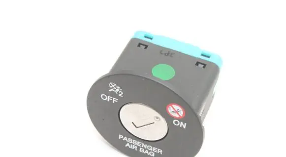Hyundai Ioniq Passenger airbag on/off switch 