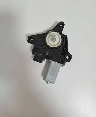 Mercedes-Benz GLA W156 Rear door window regulator motor A2469063200 968741101