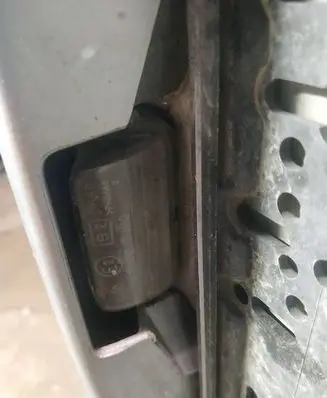 Peugeot 406 Number plate light