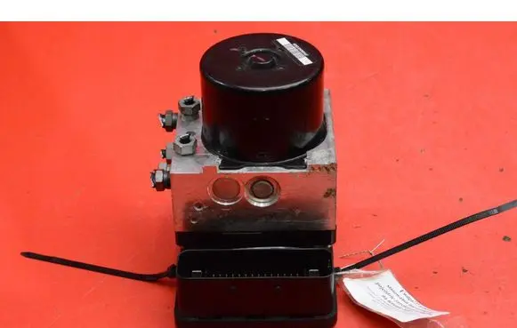 Volvo V60 ABS Pump P31329137