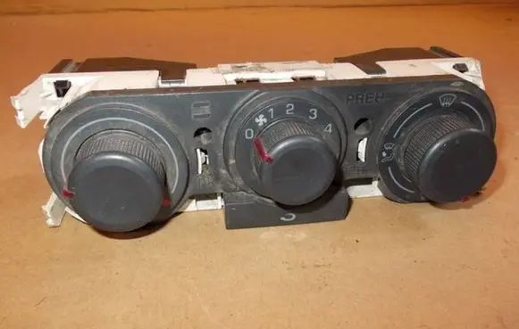 Volkswagen Polo III 6N 6N2 6NF Climate control unit 6Q0819445