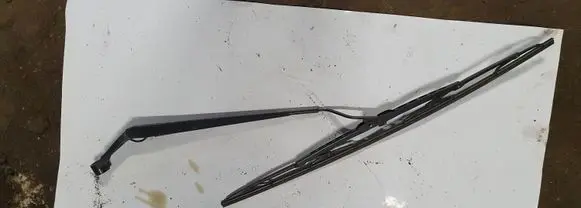 Toyota Corolla Verso E121 Windshield/front glass wiper blade NOCODE