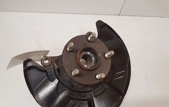 Front wheel hub