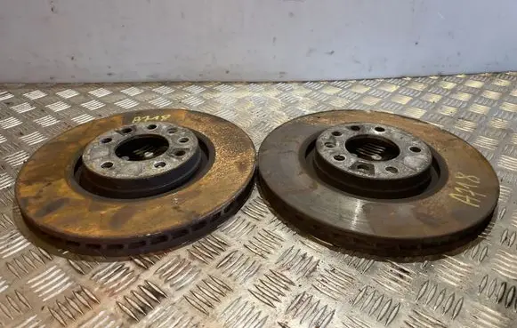 Opel Astra H Front brake disc