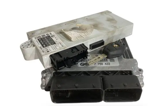 Engine ECU kit and lock set