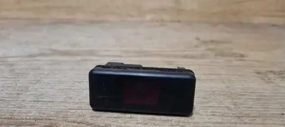 BMW 5 E39 Hazard light switch 8350947