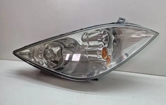 Mitsubishi Colt Headlight/headlamp MR957354 0301208202