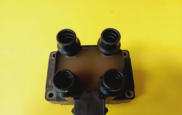 Ford Escort High voltage ignition coil 88SF12029A1A