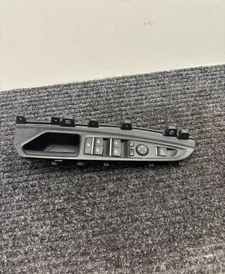 BMW X6 F16 Electric window control switch 7317699 7317717